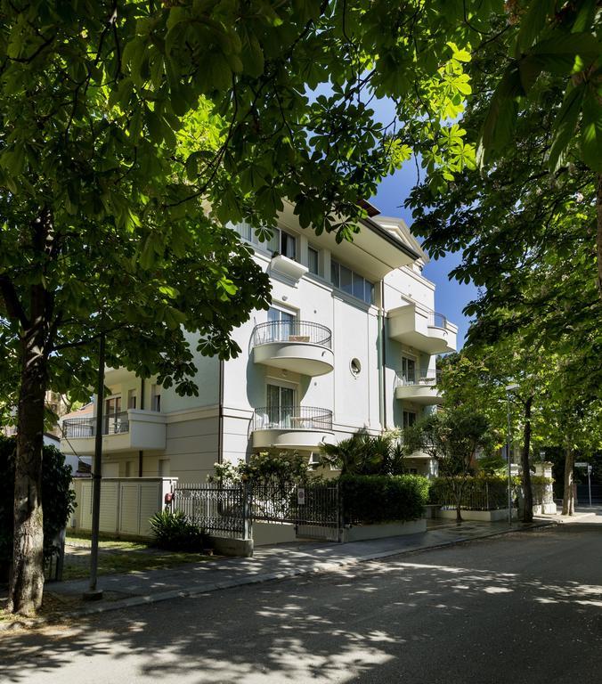 Residence Hamilton Riccione Eksteriør bilde