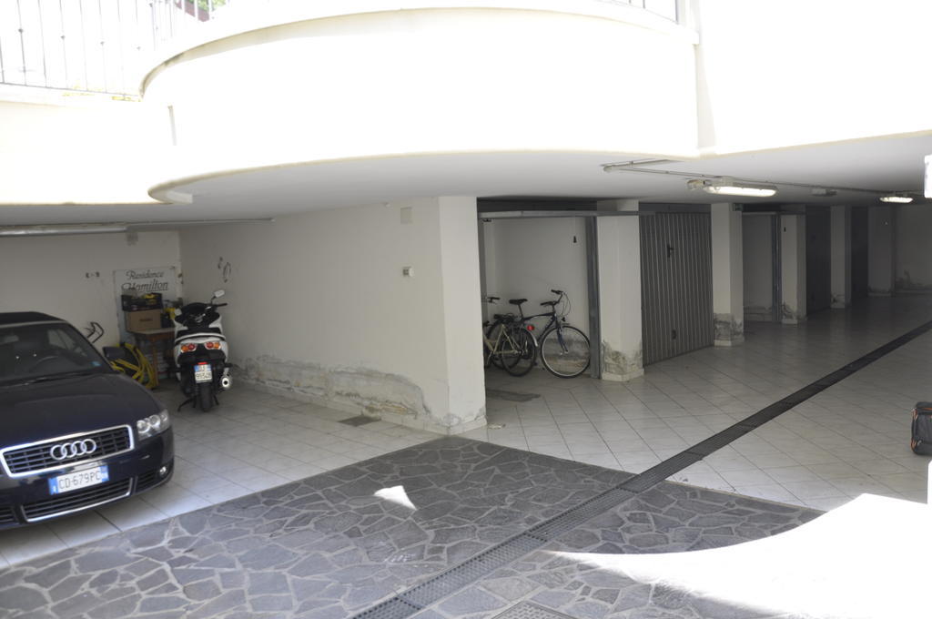 Residence Hamilton Riccione Eksteriør bilde