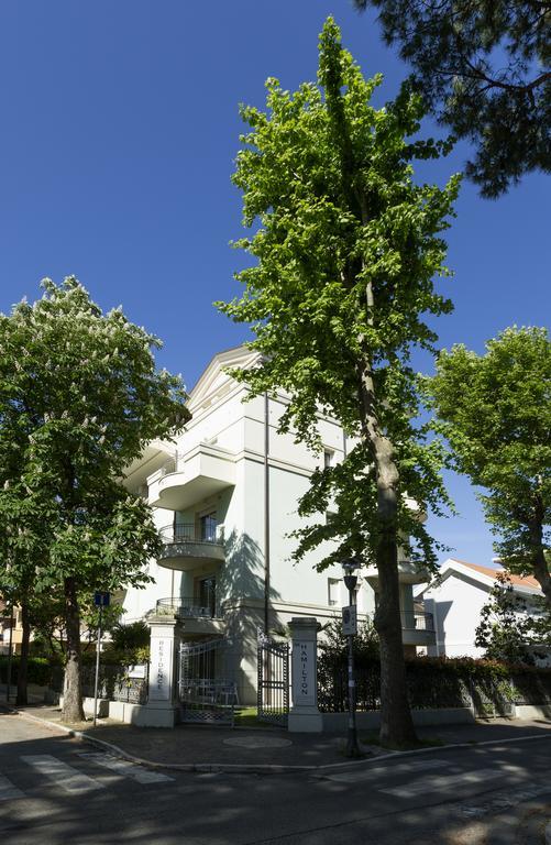 Residence Hamilton Riccione Eksteriør bilde