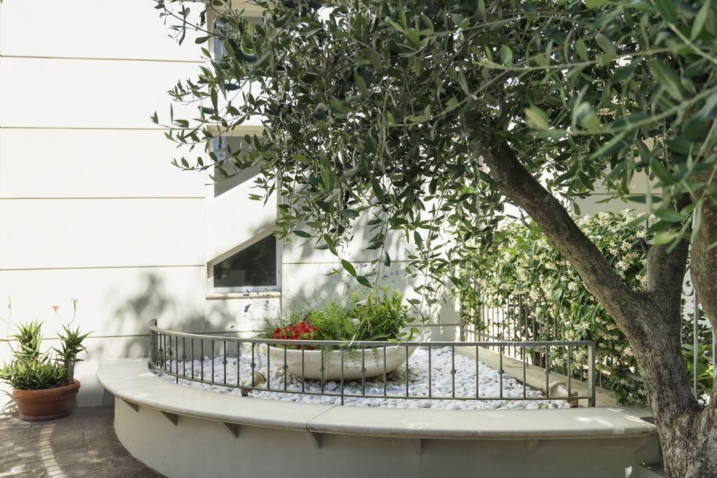 Residence Hamilton Riccione Eksteriør bilde